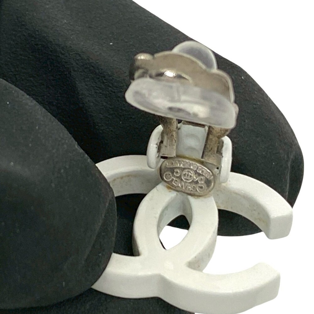 CHANEL Authentic White Logo Earrings - Picture 2 of 6